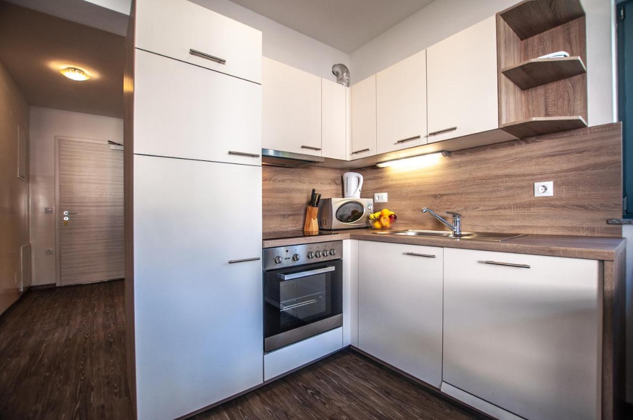 Francka Apartment *