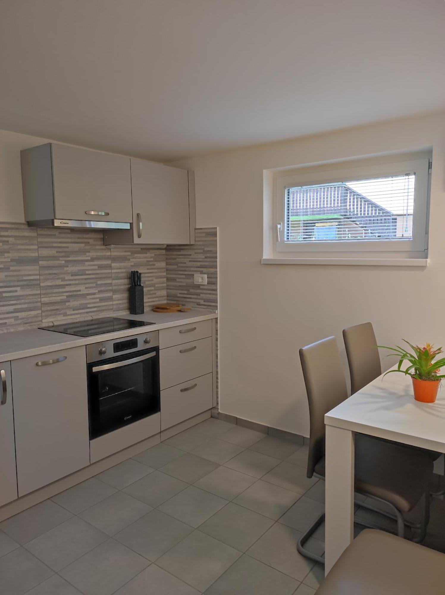 Francka Apartment *